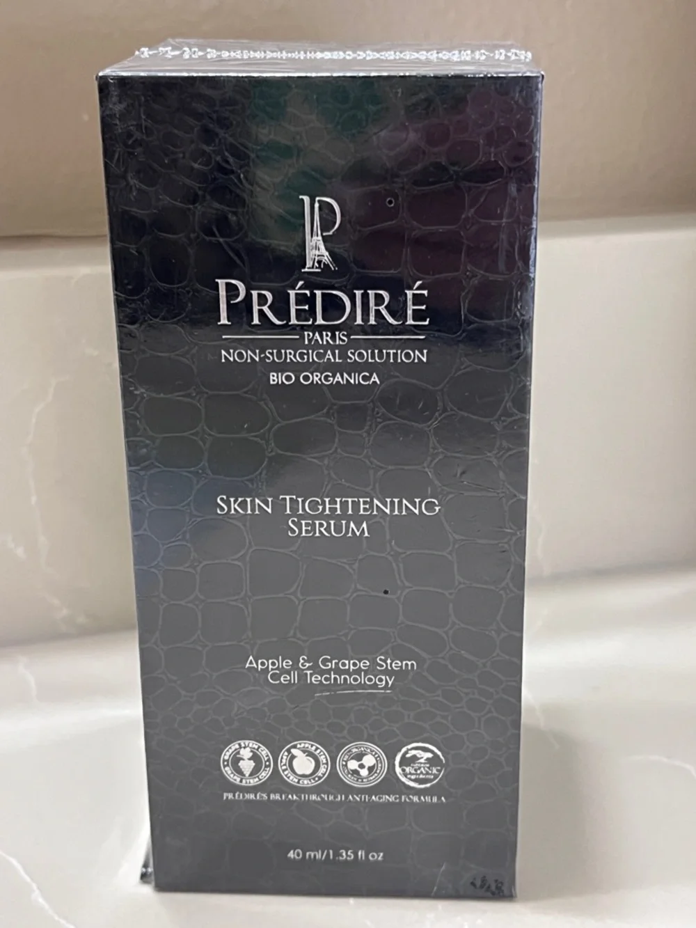 Prédiré Skin Tightening Serum — Black Bottle - Picture 3 of 5